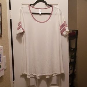 Lularoe Perfect Tee
